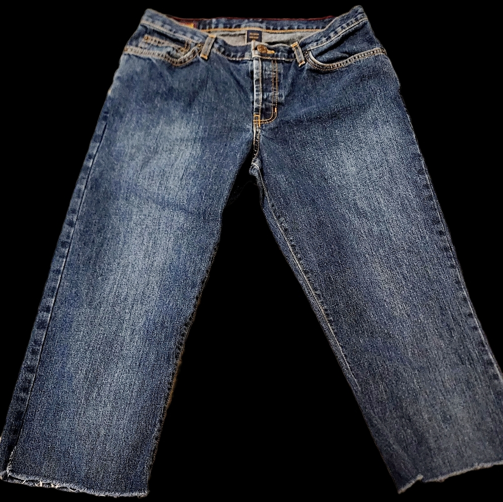 Abercrombie midrise straight leg cropped jeans. Size 4.